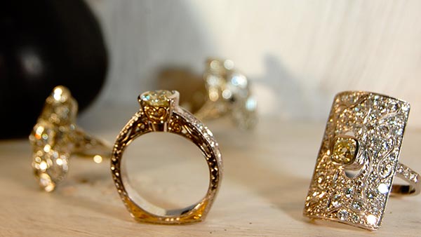 How to Clean Gold Jewelry the Right Way